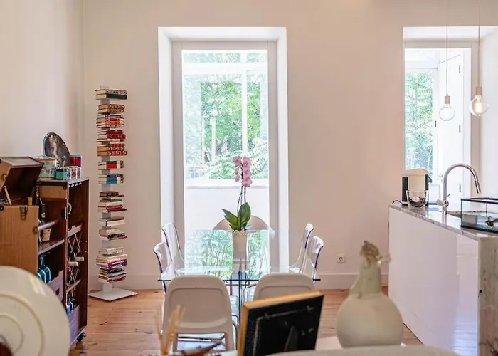 With Terrace 5 Minutes From Marques De Pombal *