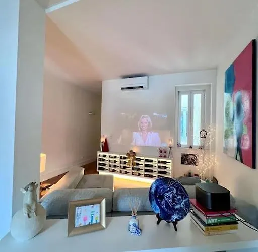 Apartament With Terrace 5 Minutes From Marques De Pombal Lizbona